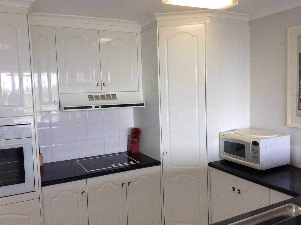 Kirribilli Apartments Brisbane Room photo